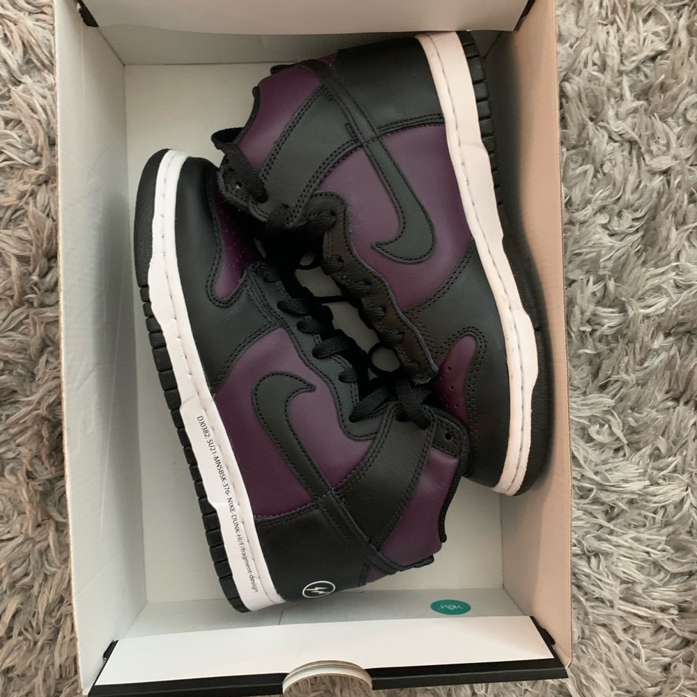 Nike dunk high Fragment purple/black Womens size:7/men’s:5.5